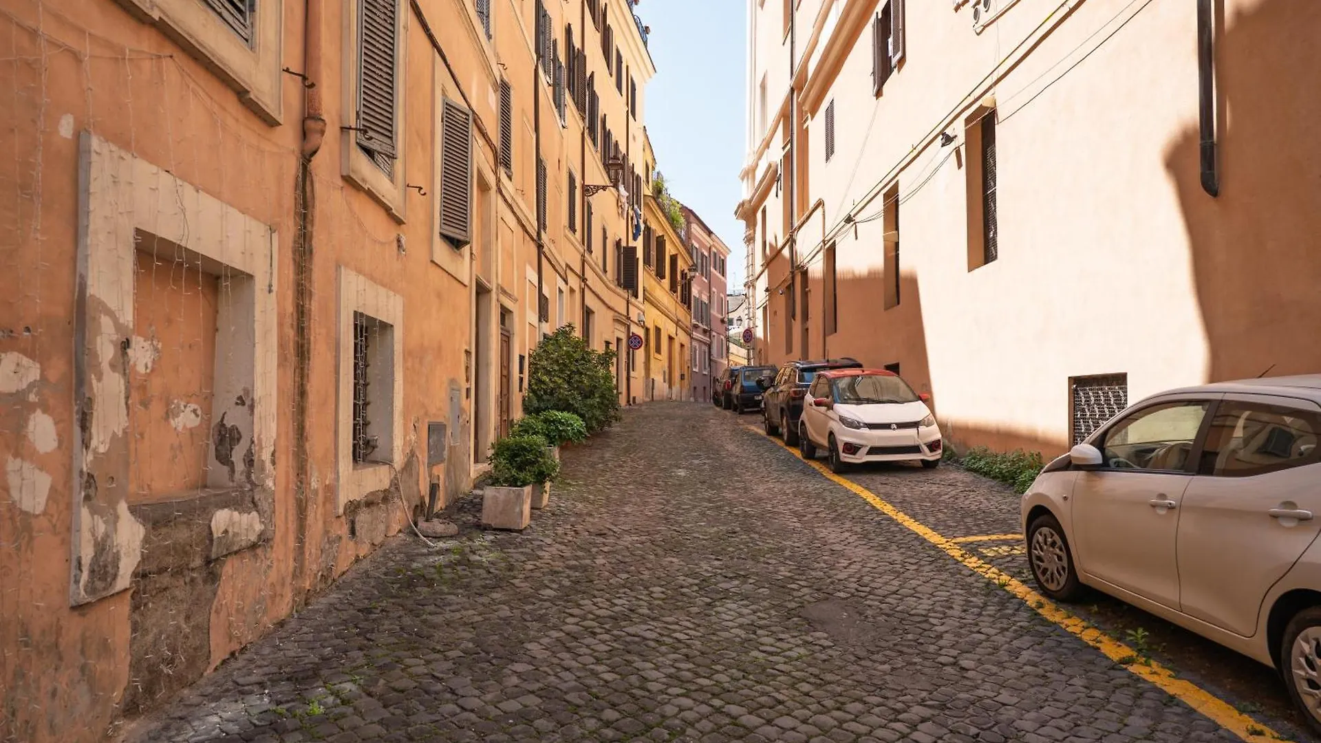 La Casa Sul Cortile Villa Rome 0*,  Italy
